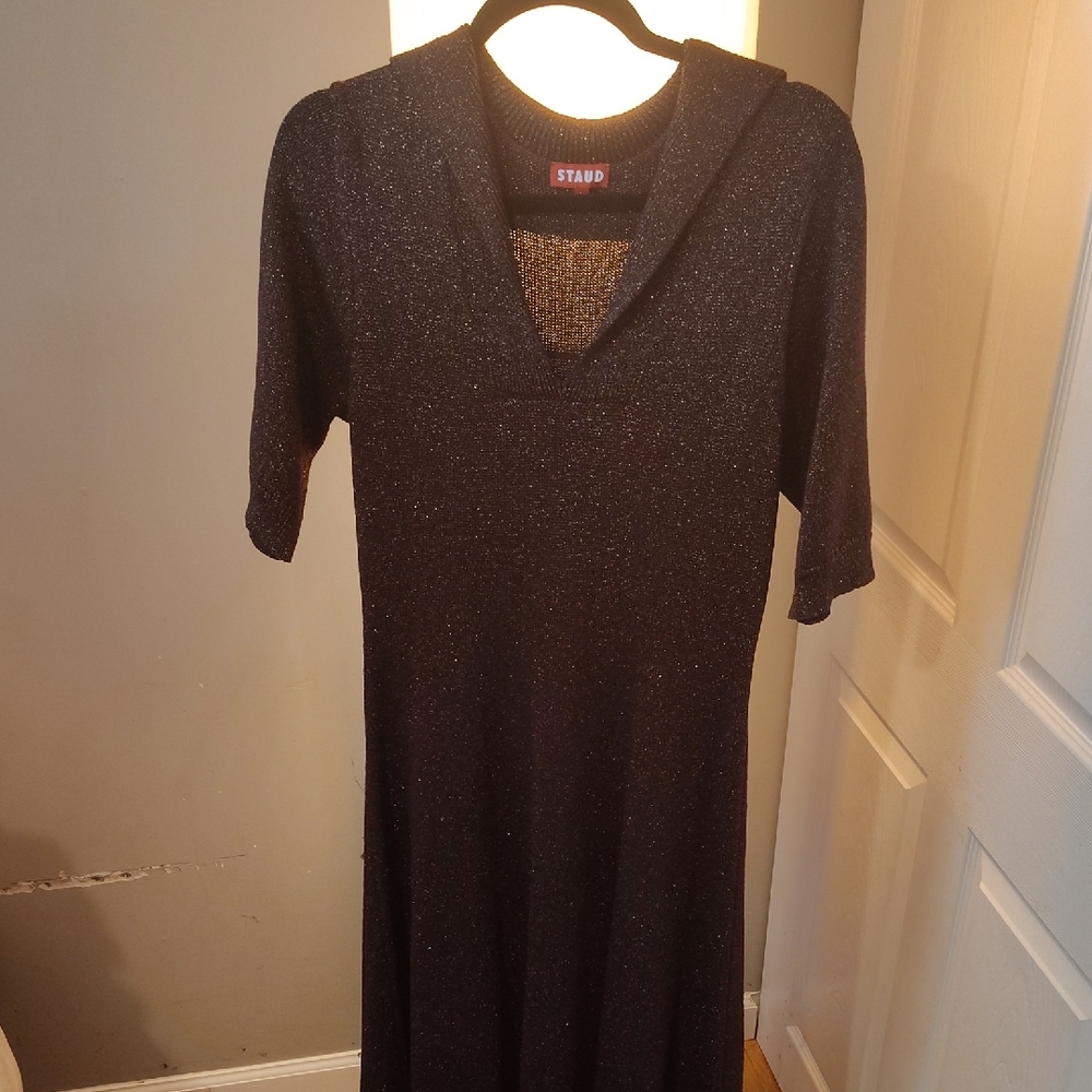 STAUD Brown Sheath Midi Dress with V-Neck and 3/4 Sleeves